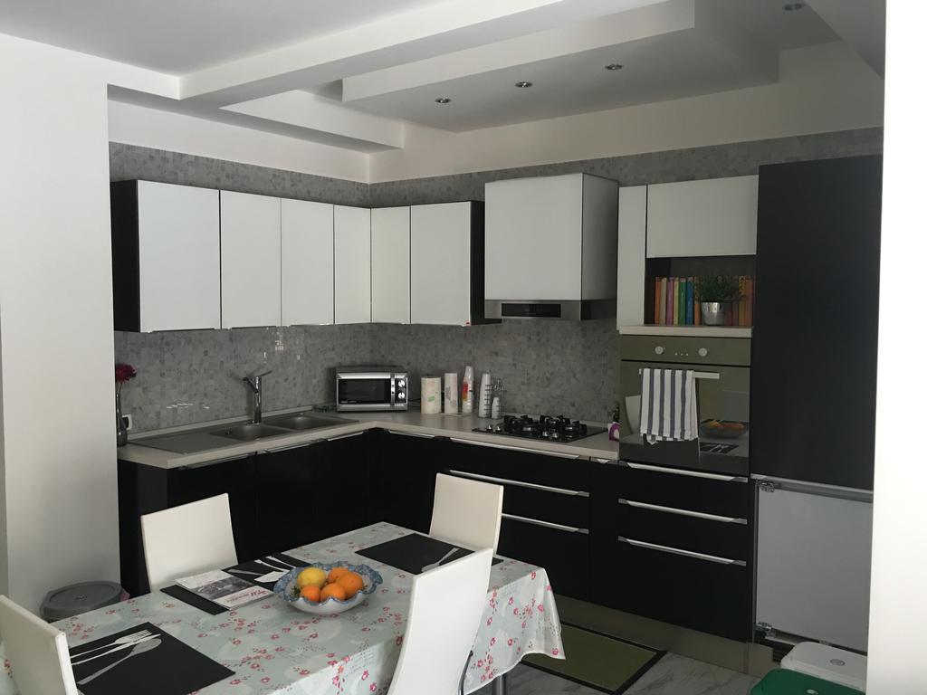 Supera Napoli Apartment מראה חיצוני תמונה
