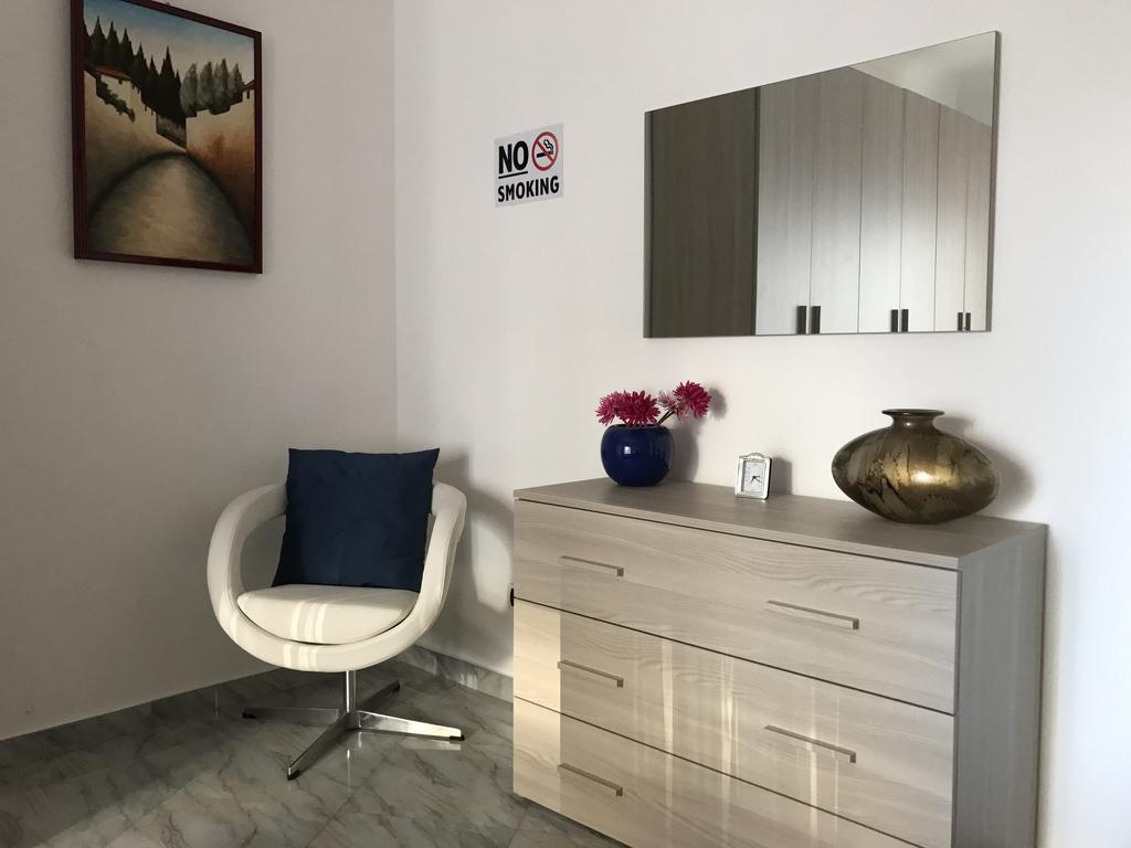 Supera Napoli Apartment מראה חיצוני תמונה