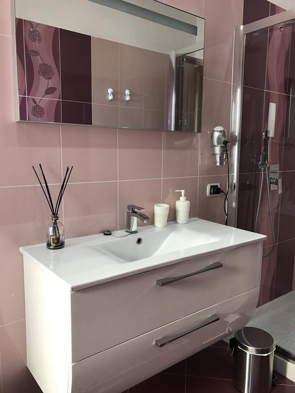 Supera Napoli Apartment מראה חיצוני תמונה